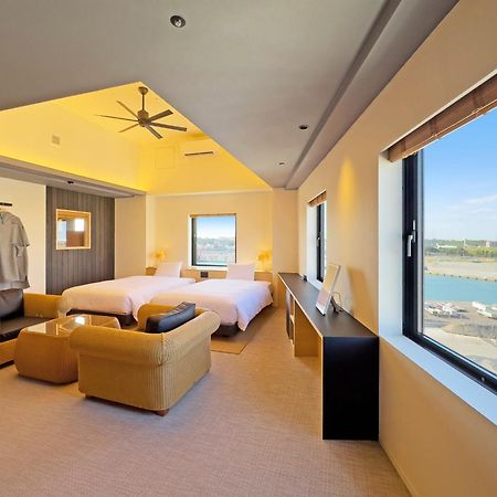 Hotel Androoms Naha Port Bagian luar foto